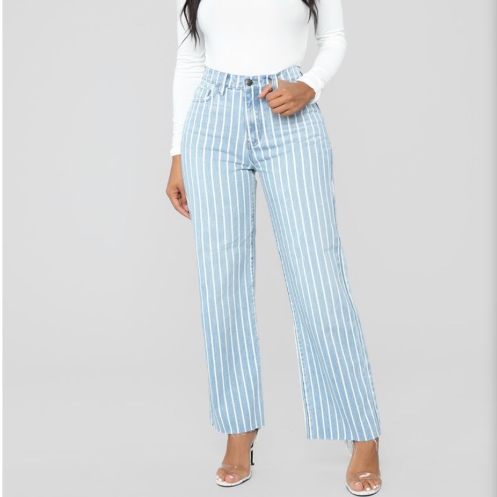 Stripped mom jeans
